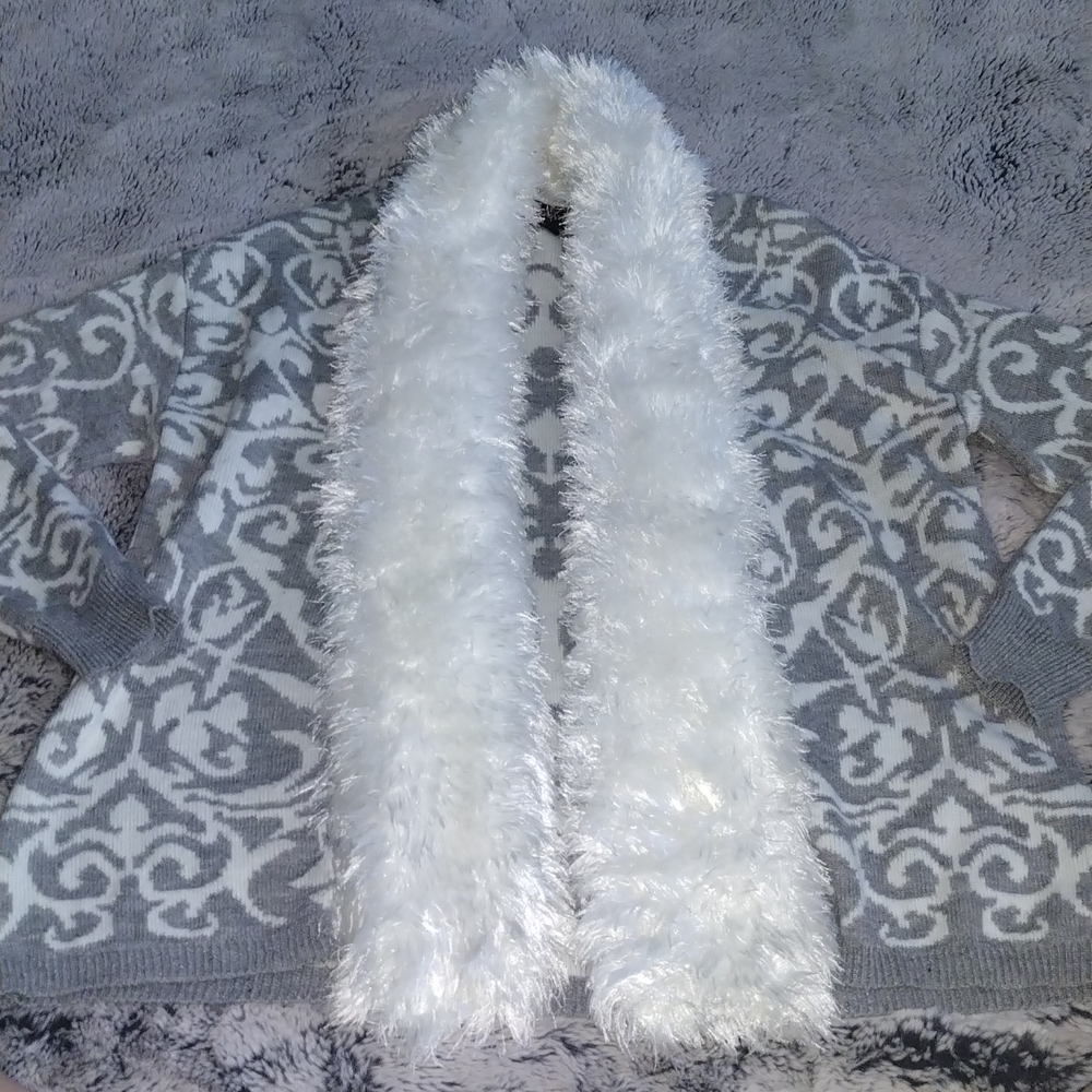 Love at first find open front sweater size Medium